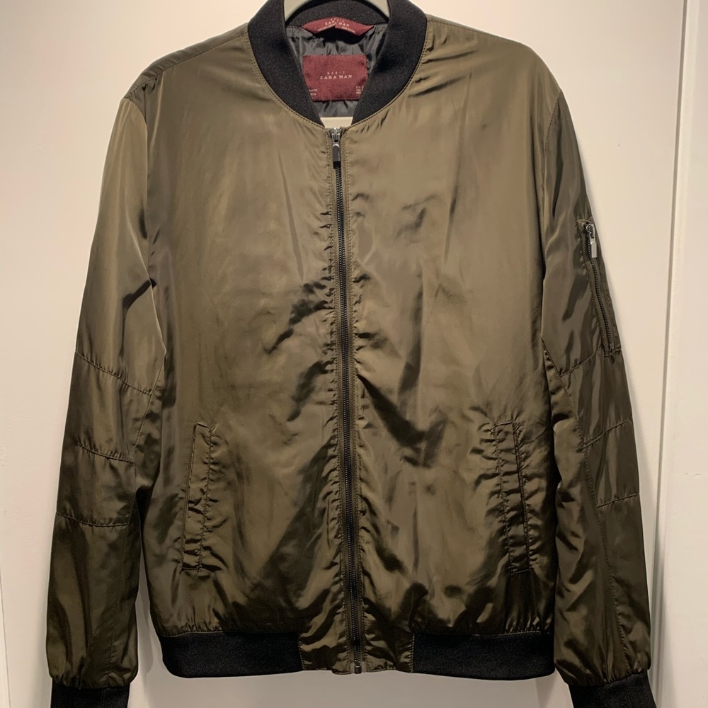 Zara Men Lightweight. Bomber Jacket Large